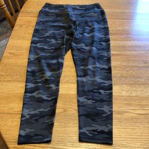 Maurices camp leggings size Medium